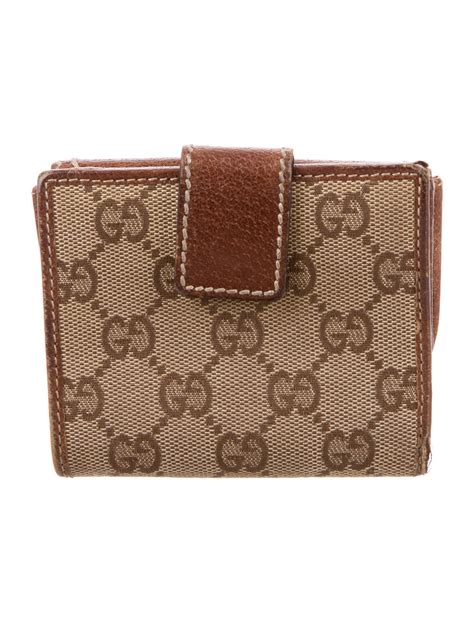 small gucci wallet